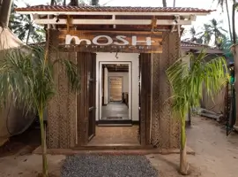 Feel the Goan vibes as you step into Mosh by the Shore.